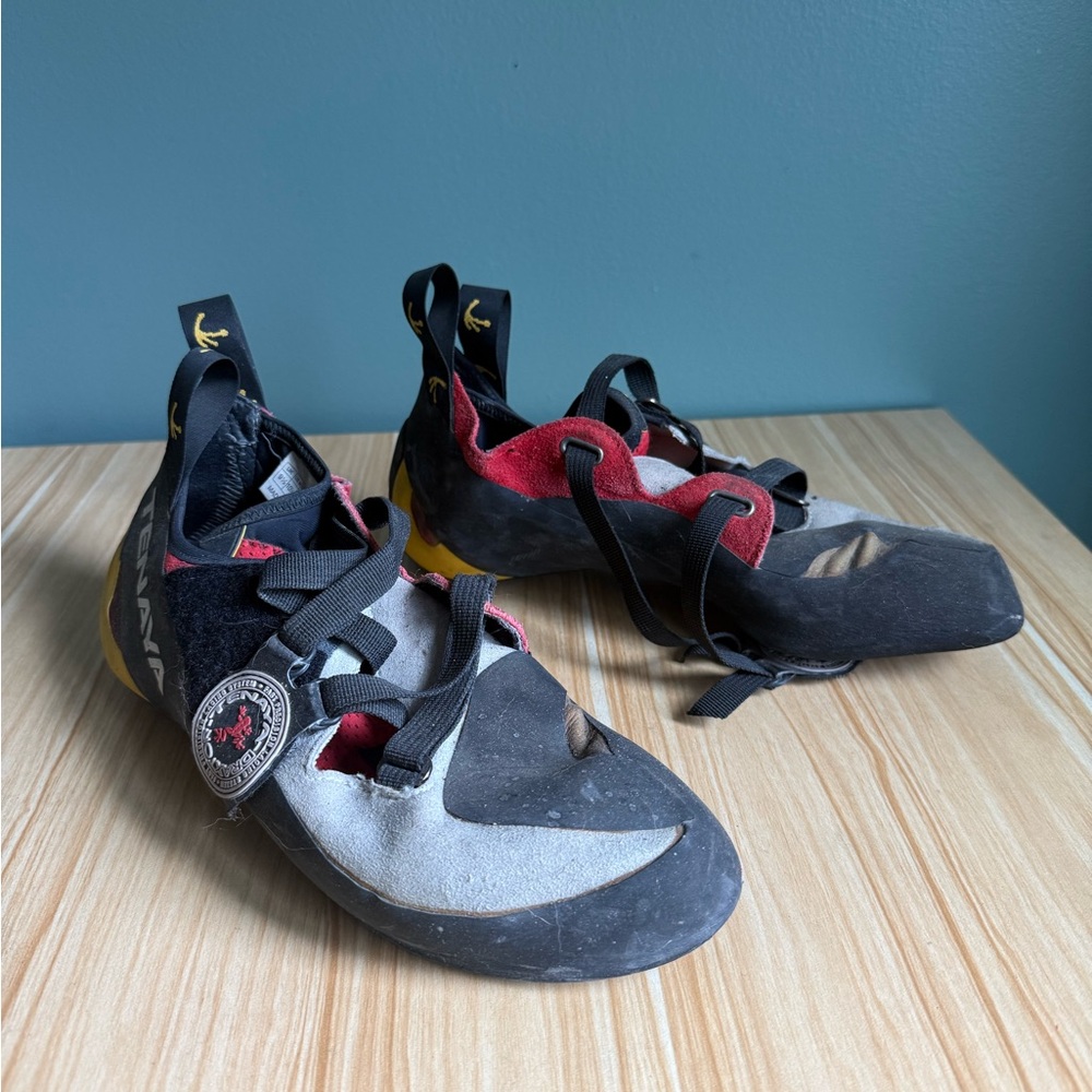 Mens tenaya rock climbing shoes